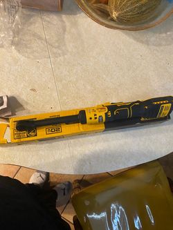 Dewalt 3/8 ratchet new/nuevo