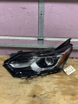 2018 - 2021 Chevrolet Equinox Left Side Halogen Headlight OEM