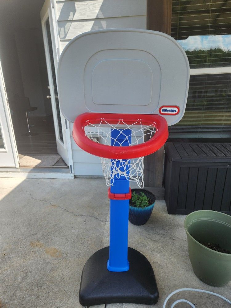 Kids Basketball Hoop