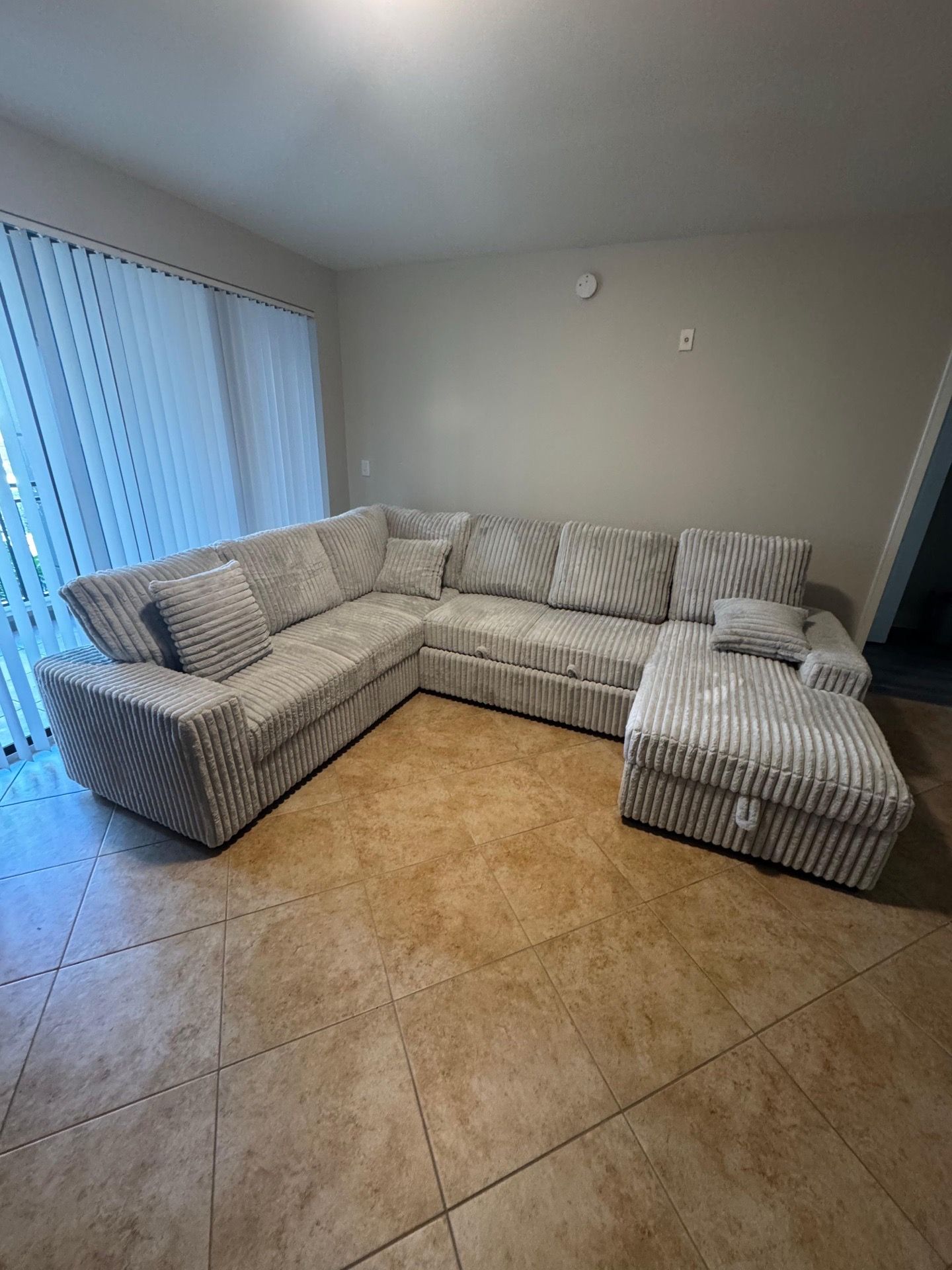 New sectional sleeper grey plus 123โ