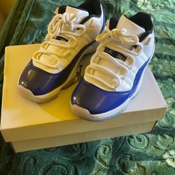 Women’s Air Jordan 11 Retro Low