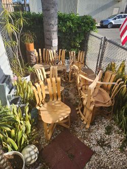 Vintage Frank Gehry Knoll Tables and Chairs $1 (FREE)