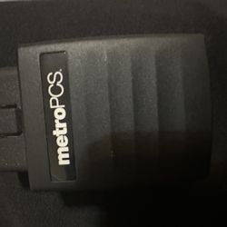 Metro PCS Model SD6200 Smart Ride Device Car WiFi Hotspot GPS Tracking Roadside