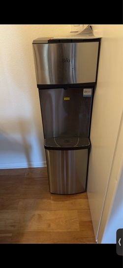 Brio 530 Bottom Load Water Dispenser – Like New