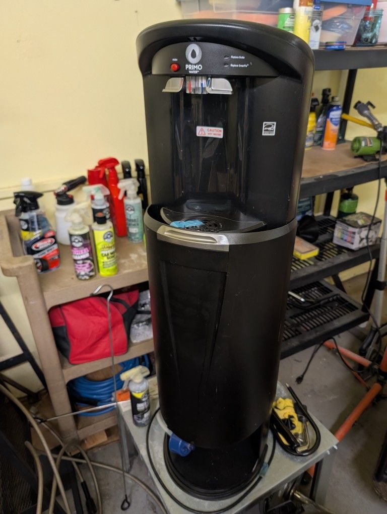 Primo Drink Machine Works Great