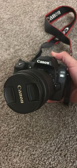 Canon EOS 80D DSLR Camera Bundle – Excellent Condition – Ready to Shoot