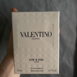 Valentino Perfume