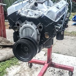 Gen 1 Chevy 350 Small Block.