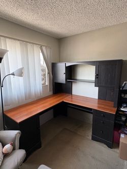Corner desk with drawers and cabinets