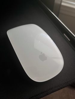 Apple Mouse