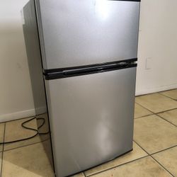Mini Refrigerador 
