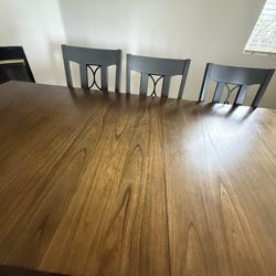 8-10 Seat dining table With Detachable Center piece