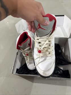 Air Jordan 5 Retro Men's Fire Red Sneakers Size 10.5