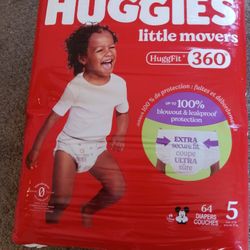 Huggies Size 5 Unopened 64 Diapers 