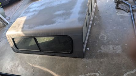 Camper shell