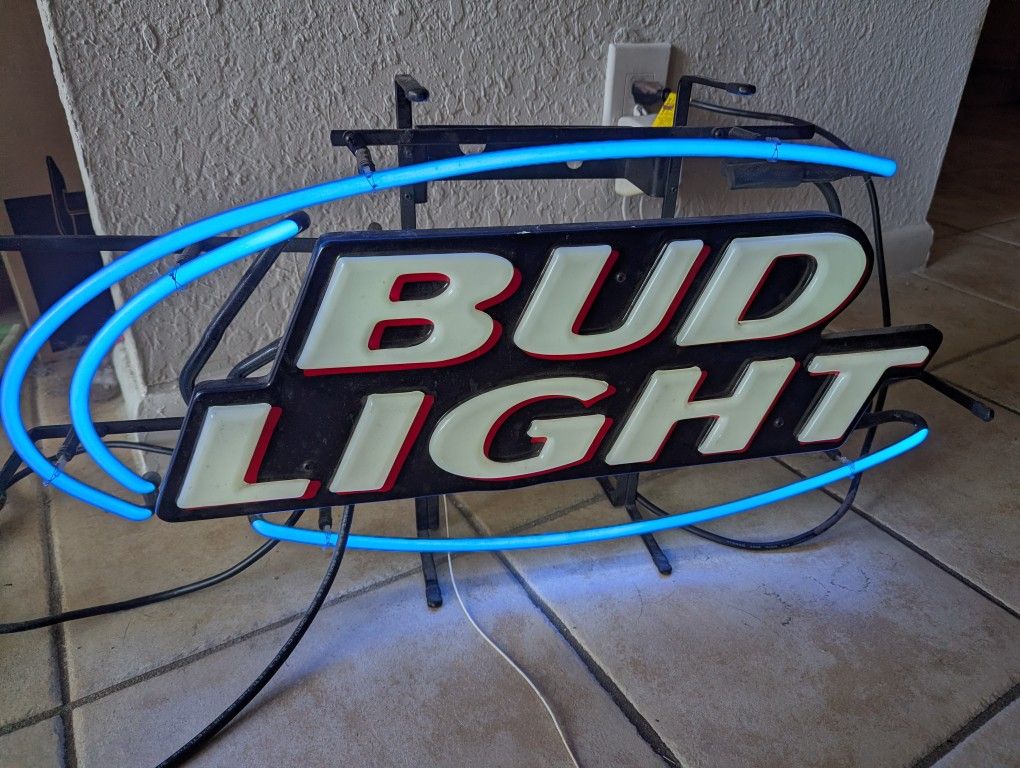 Bud Light Neon Bar Sign
