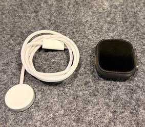 Apple Watch Ultra 2 – 49mm Titanium – 100% Battery Health