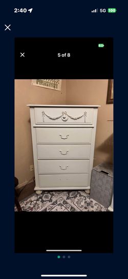 ❤️BEAUTIFUL BEDROOM SET: WHITE CHEST/5 DRAWER , FULL SIZE BED FRAME❤️
