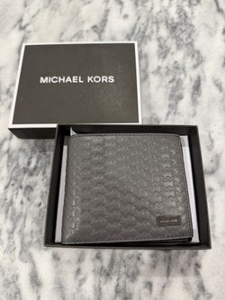 NEW Michael Kors Wallet