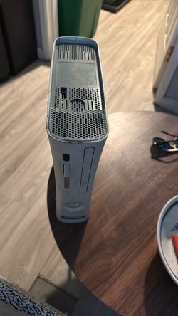 Xbox 360 with 256 mb card