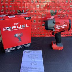 MILWAUKEE M18 FUEL 18V LITHIUM-ION BRUSHLESS CORDLESS 1/2-IN IMPACT WRENCH WITH FRICTION RING 1600-LBS OF TORQUE ( TOOL ONLY )