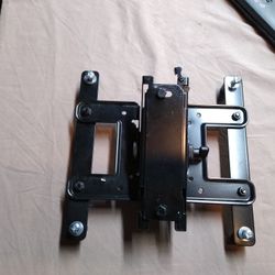 SMALL FLAT PANEL TV WALL MOUNT