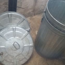 2 Metal Cans  With Lids