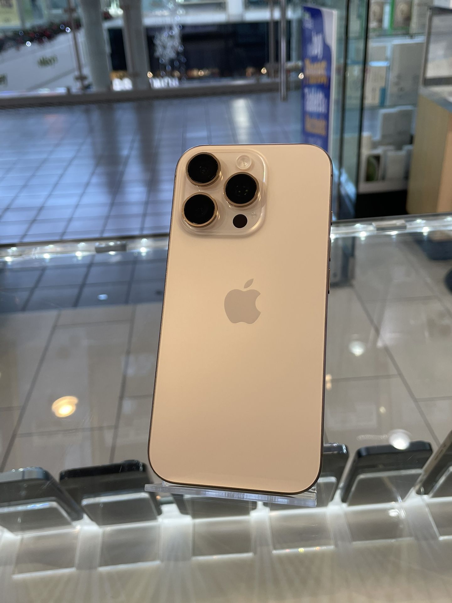 iPhone 16 Pro 128gb AT&T Cricket