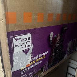 Halloween 8.5 ft knight dullahan