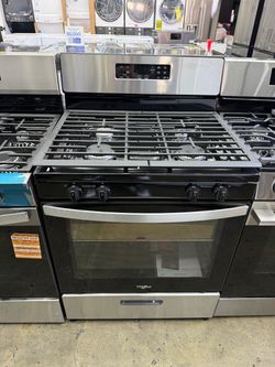 New open box Whirlpool Stainless Steel 4 burner range stove