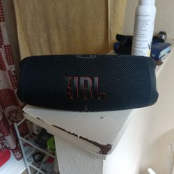 JBL Speaker Bluetooth  Charge 5
