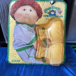 Vintage Cabbage Patch Doll Accessories Sneaker & Socks