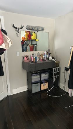 Hair Station