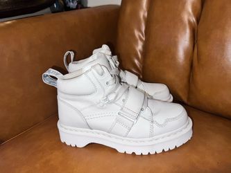 Dr. Martens Zuma II leather chunky boots women’s size 7