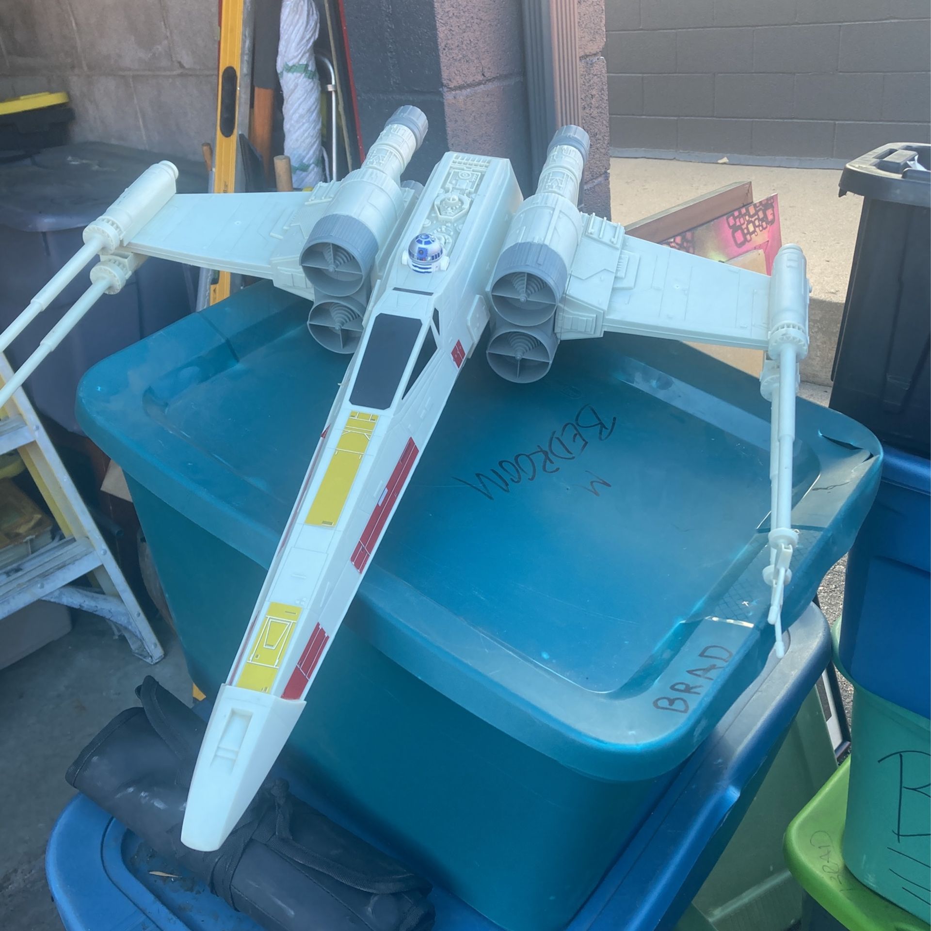 Giant Star Wars X-Wing Fighter