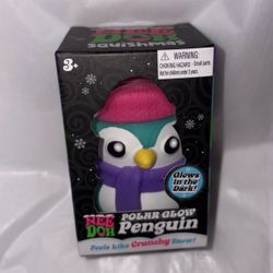 Needoh holiday penguin