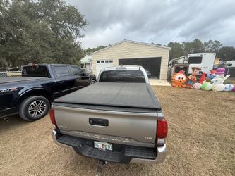 Redrock Roll Up Tonneau Cover