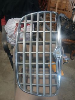 front grill chrysler 300