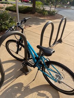 Concord 24in Hybrid Bike (Like New)