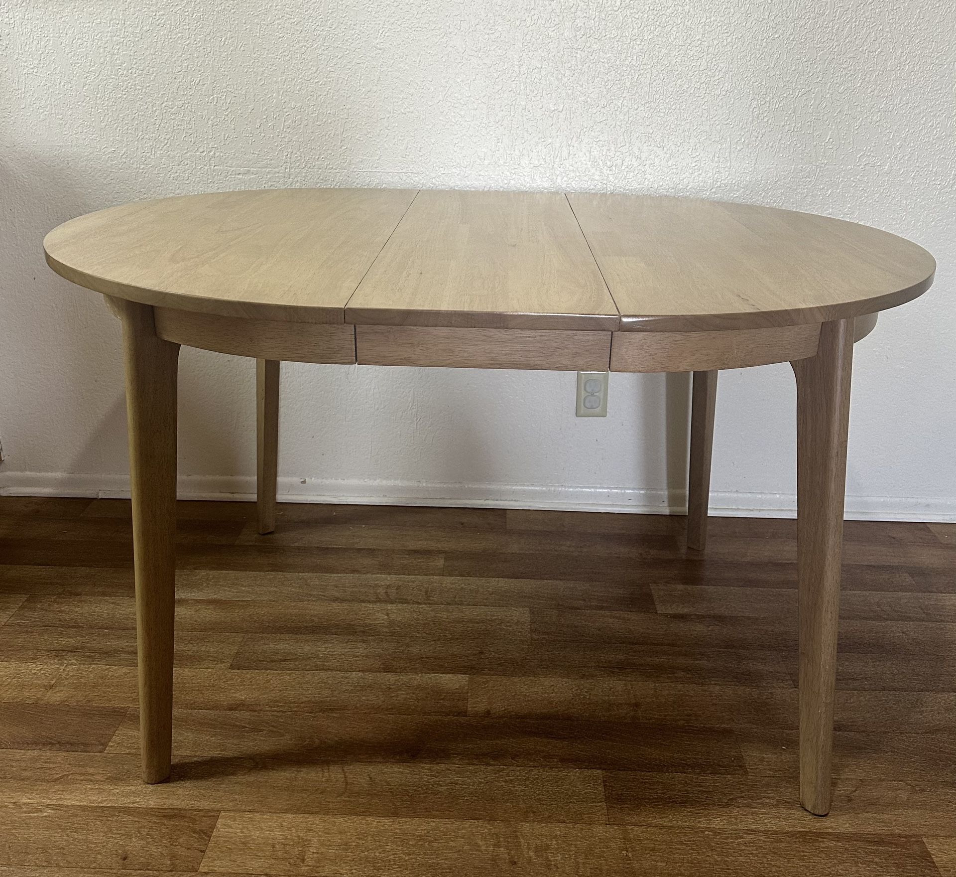 TARGET THRESHOLD ASTRID COLOR NATURAL ADJUSTABLE DINING TABLE MID CENTURY