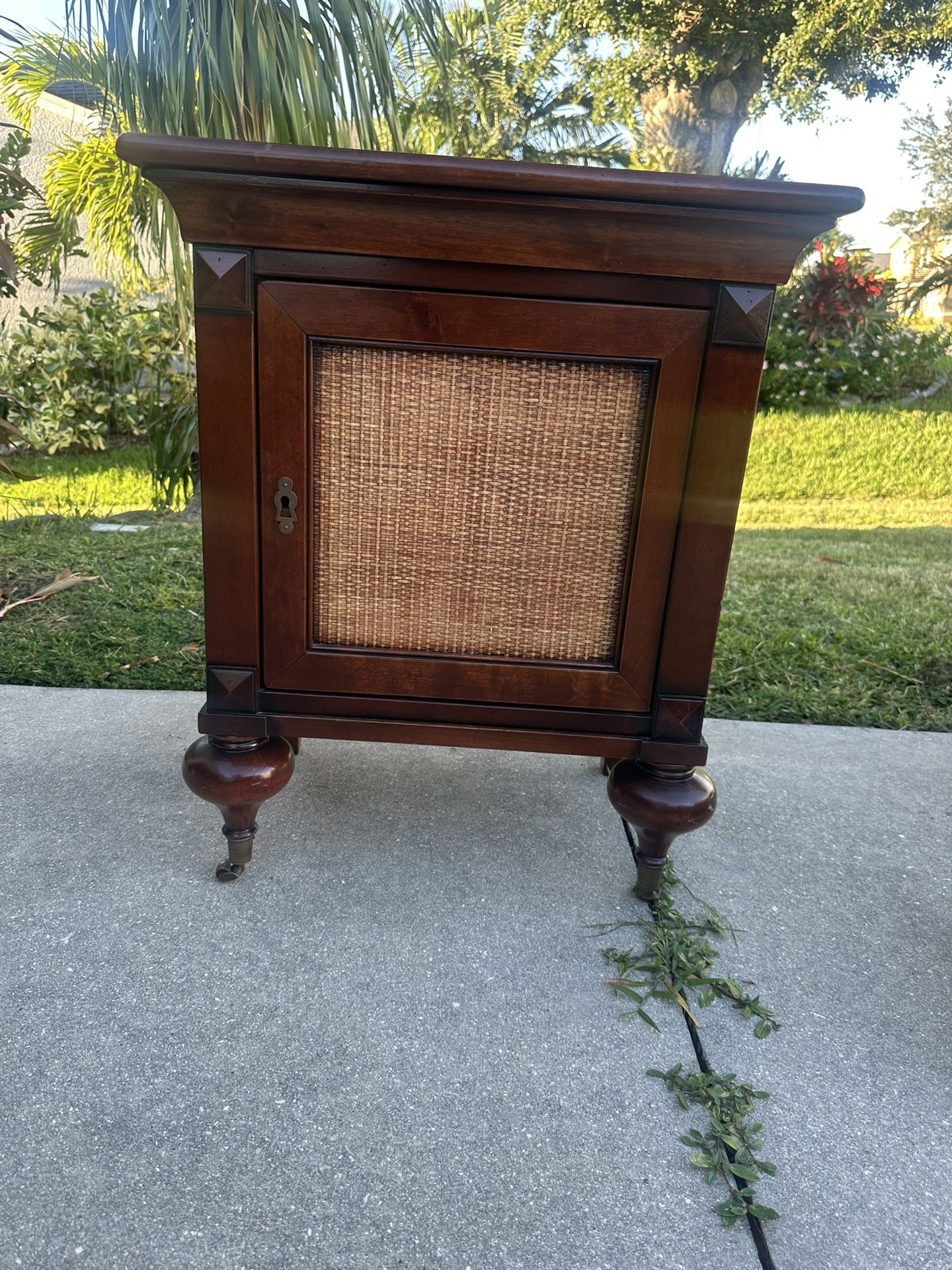 Grange Reference du Meuble French End Table
