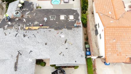 need a new roof ? nesesita un techo nuevo?