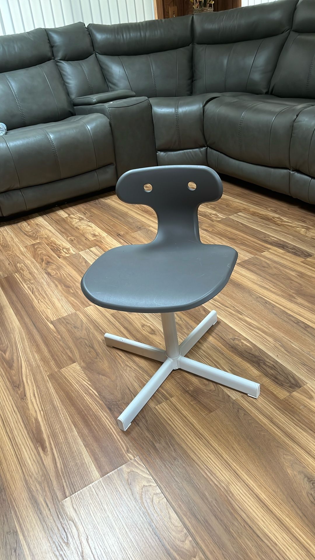 Swirl Chair (kids) Plastic