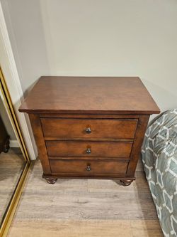 Dresser and Night Stand set
