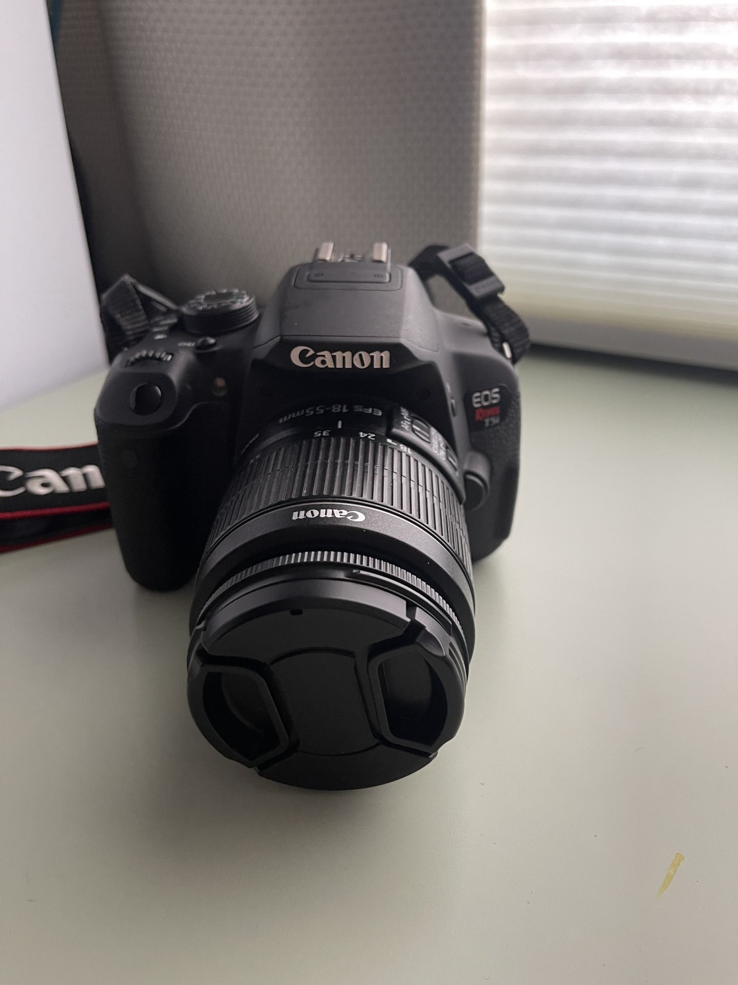 canon T5i camera