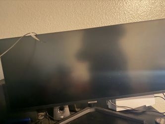 Monitor y mesa