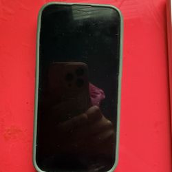 PLEASE BUY GUYS!!!! BLUE IPHONE 12 PRO, CRACKED BACK, WORKS PERFECTLY, UNLOCKED