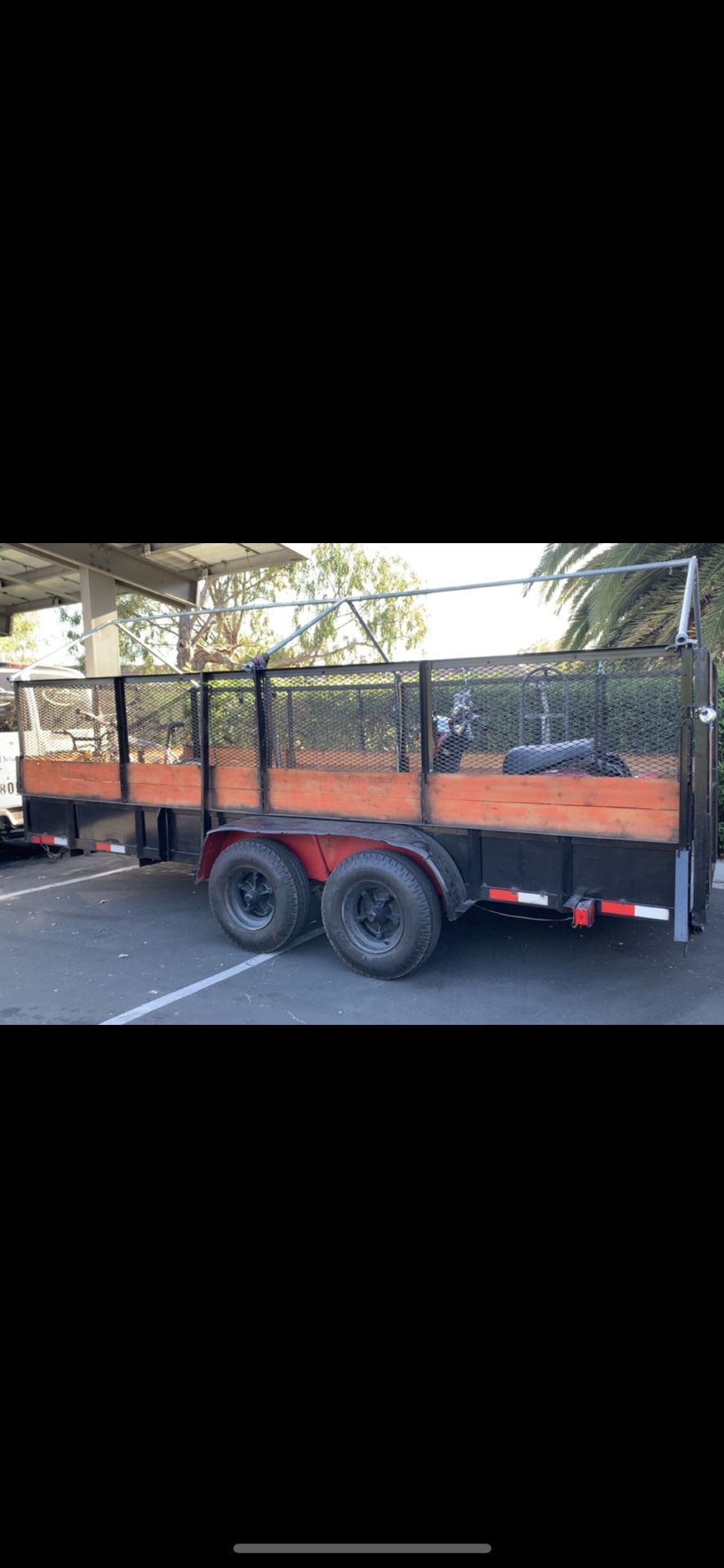 Trailer