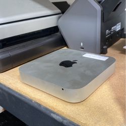 Apple Mac Mini Late 2014 i5 4GB 500GB HDD Monterey OS