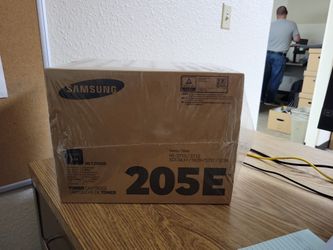 Toner 205E